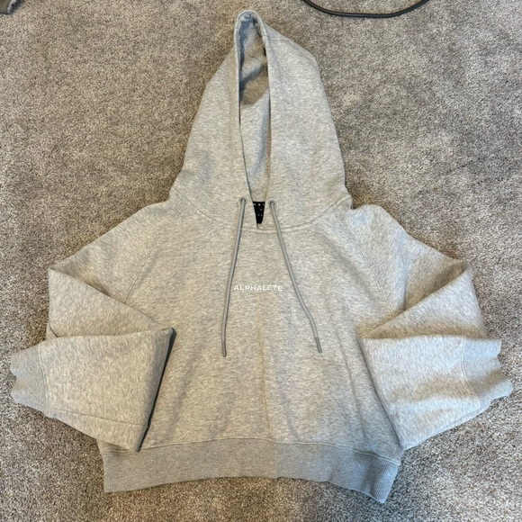 Alphalete Cropped Hoodie - Picture 1 of 3